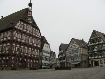 Schlüsseldienst in Markgröningen - Türöffnung und Schlosstausch rundum die Uhr